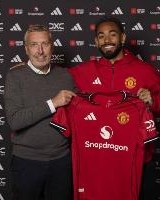 B体育官网下载APP-bsports官方平台-Bsports必一体育官网-接过拉什福德号码！曼联官方：新援库尼亚身穿10号球衣