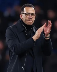 B体育官网下载APP-bsports官方平台-Bsports必一体育官网-跟队：切尔西乐观认为冬窗能签顶级中卫，但必须有首发实力