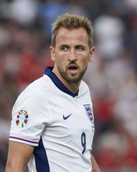 B体育官网下载APP-bsports官方平台-Bsports必一体育官网-英格兰国家队官方：凯恩训练中受小伤，作为预防性措施不出战日本